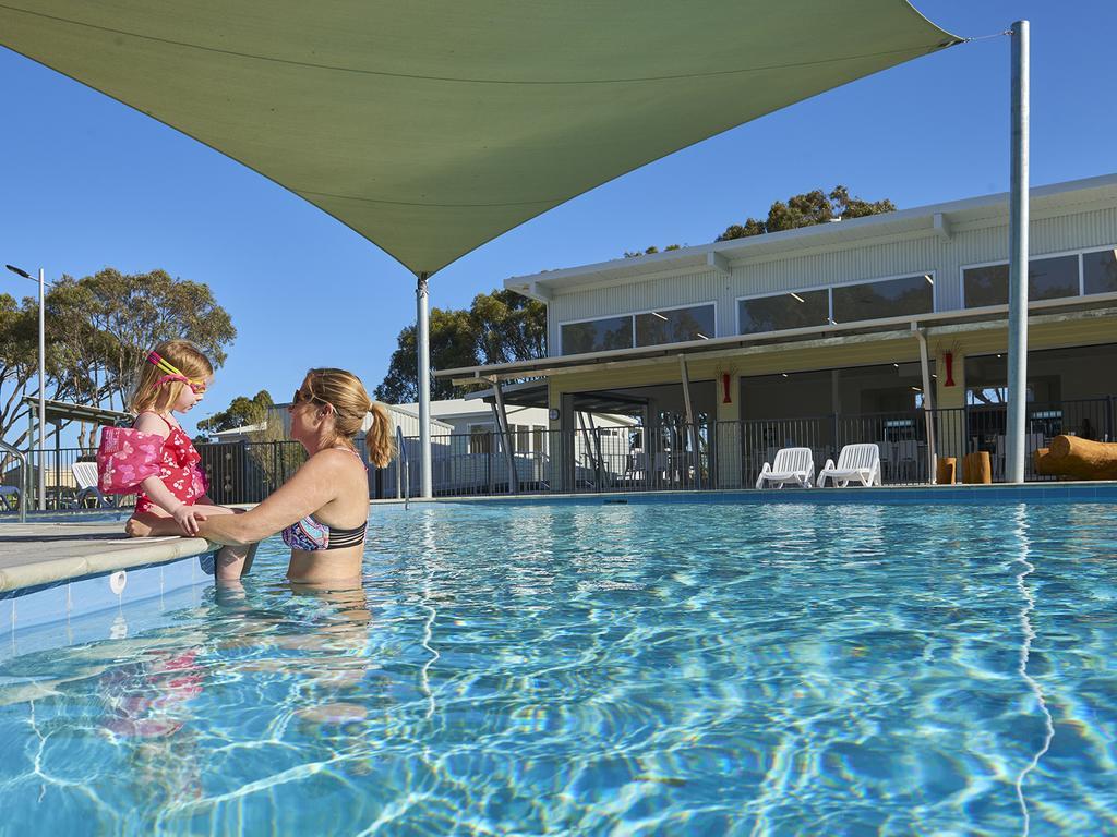 RAC Cervantes Holiday Park Exterior foto